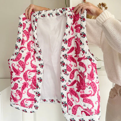 Effortlessly Elegant Garment with a Timeless Design