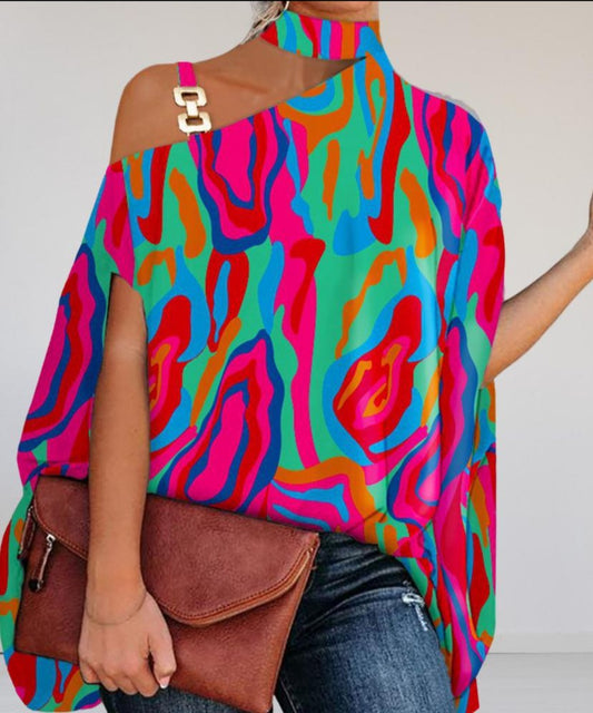 Well Tailored Blouse with a Graceful Silhouette