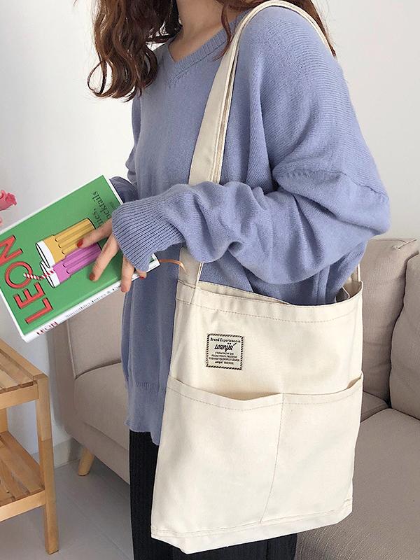 Polished Bag with an Effortless Classic Look