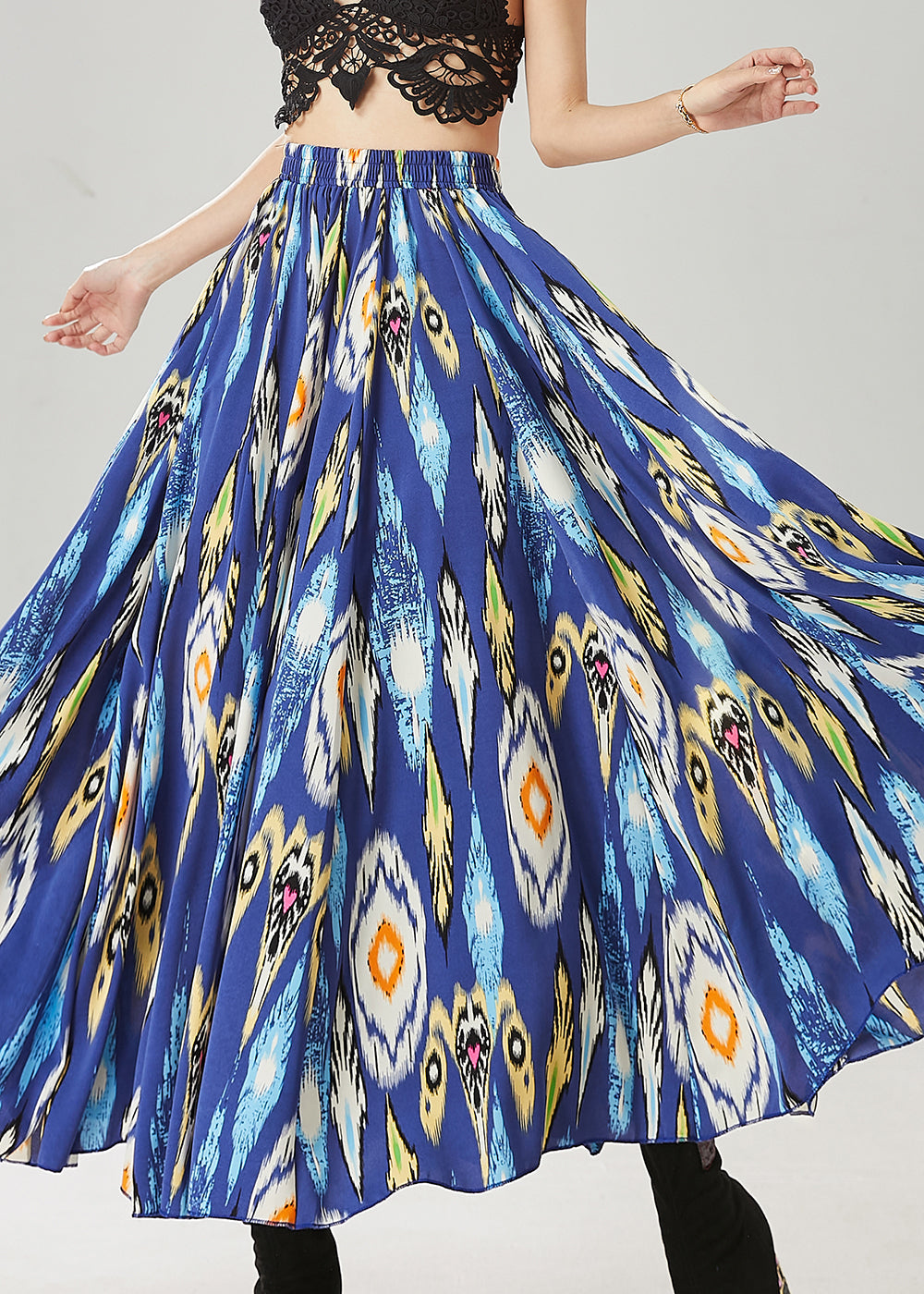 Effortlessly Elegant Garment with a Timeless Design