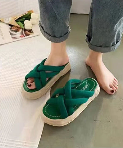 Polished Sandals with an Effortless Classic Look