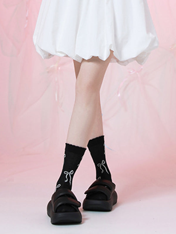 Well Tailored Garment with a Graceful Silhouette
