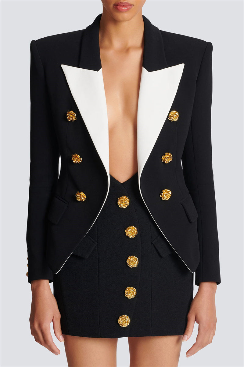 Effortlessly Elegant Garment with a Timeless Design
