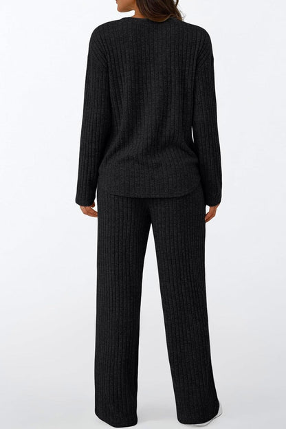 Classic Vintage Pants with a Flattering Fit