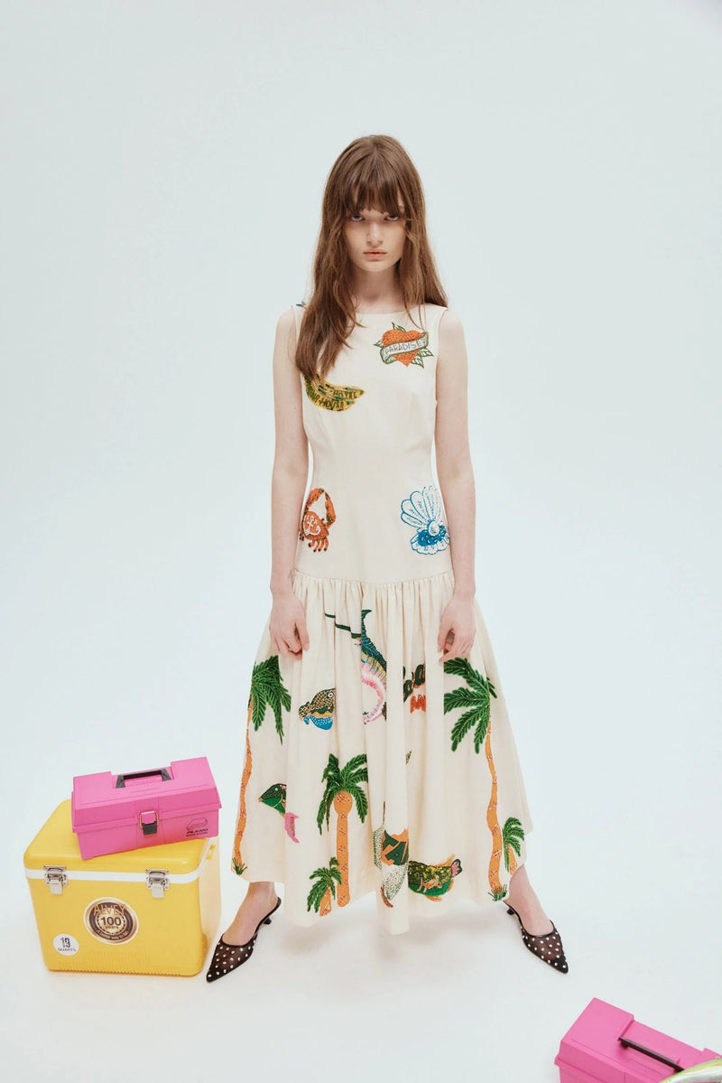 Beautifully Crafted Dress in a Classic Style