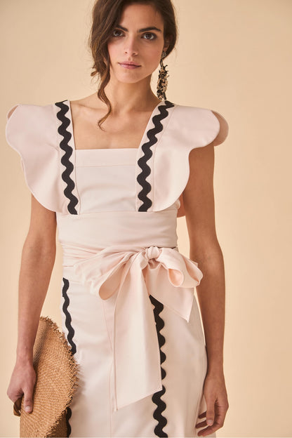 A Vintage Style Dress with Delicate Timeless Details