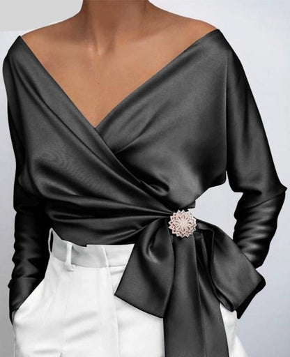 A Vintage Style Top with Delicate Timeless Details