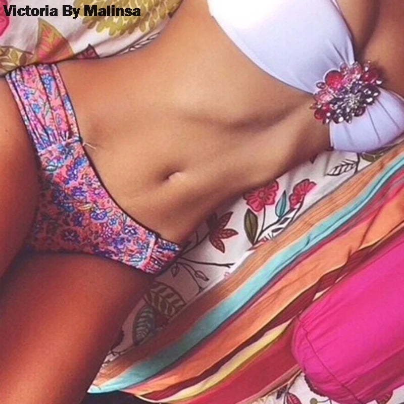 Well Tailored Bikini with a Graceful Silhouette