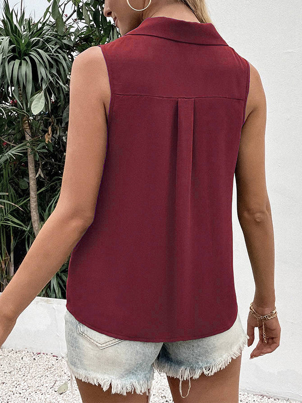 Well Tailored Top with a Graceful Silhouette