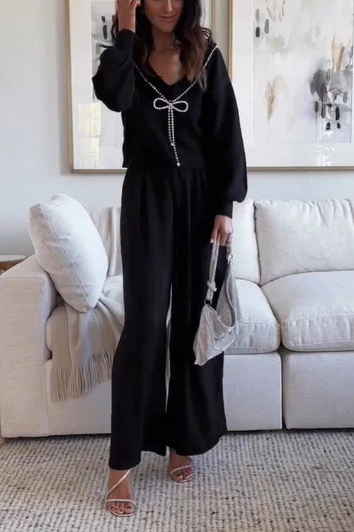 Classic Vintage Sweater with a Flattering Fit