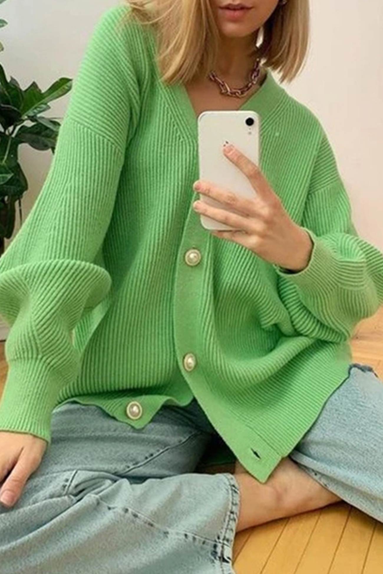 Elegantly Styled Cardigan for Everyday Wear