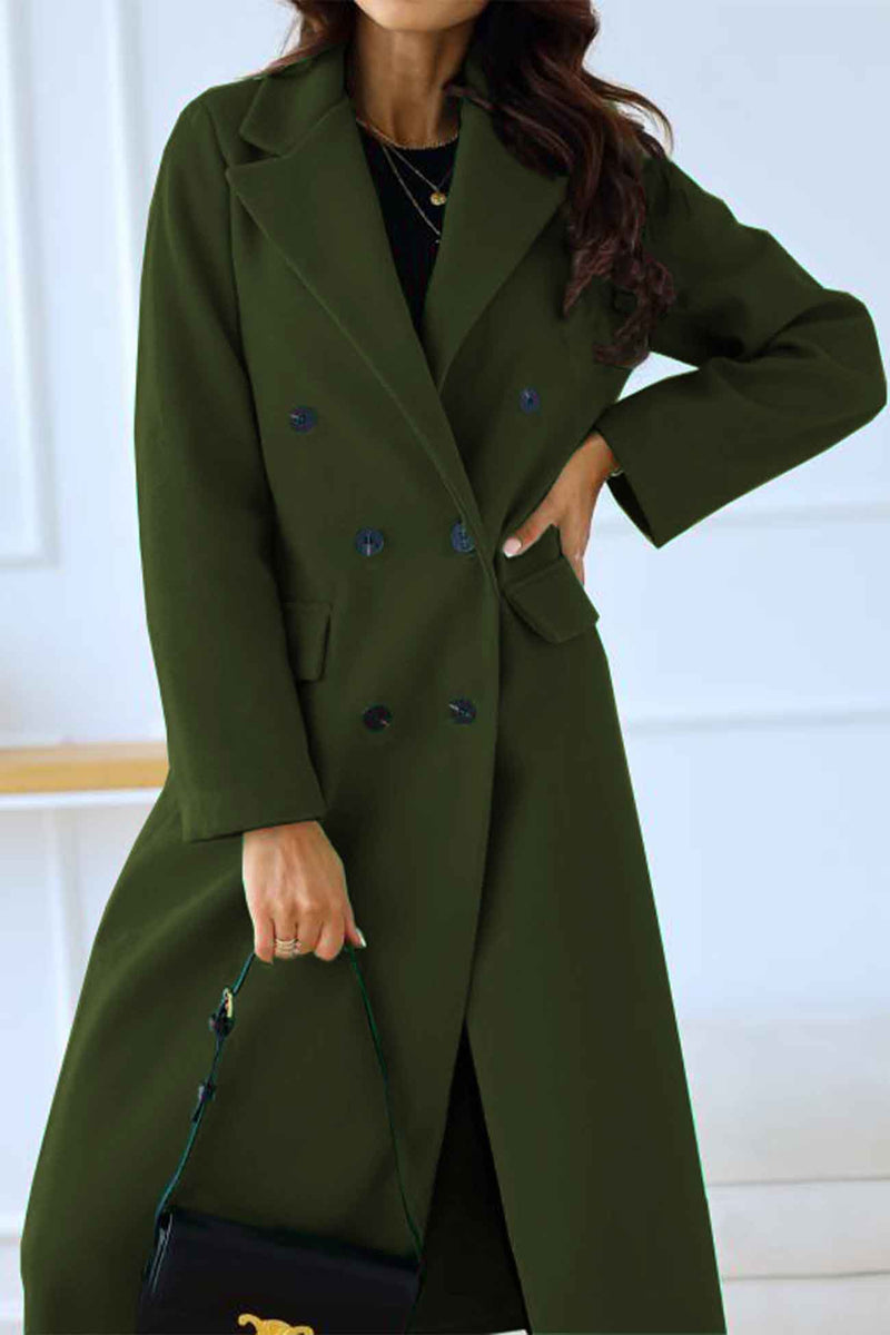 Well Tailored Coat with a Graceful Silhouette