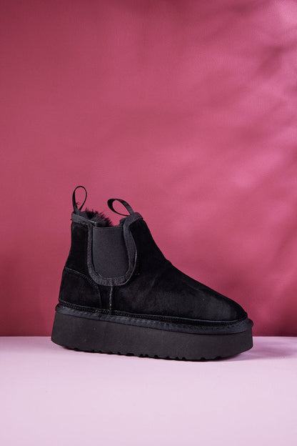 Gracefully Styled Boots for Any Occasion