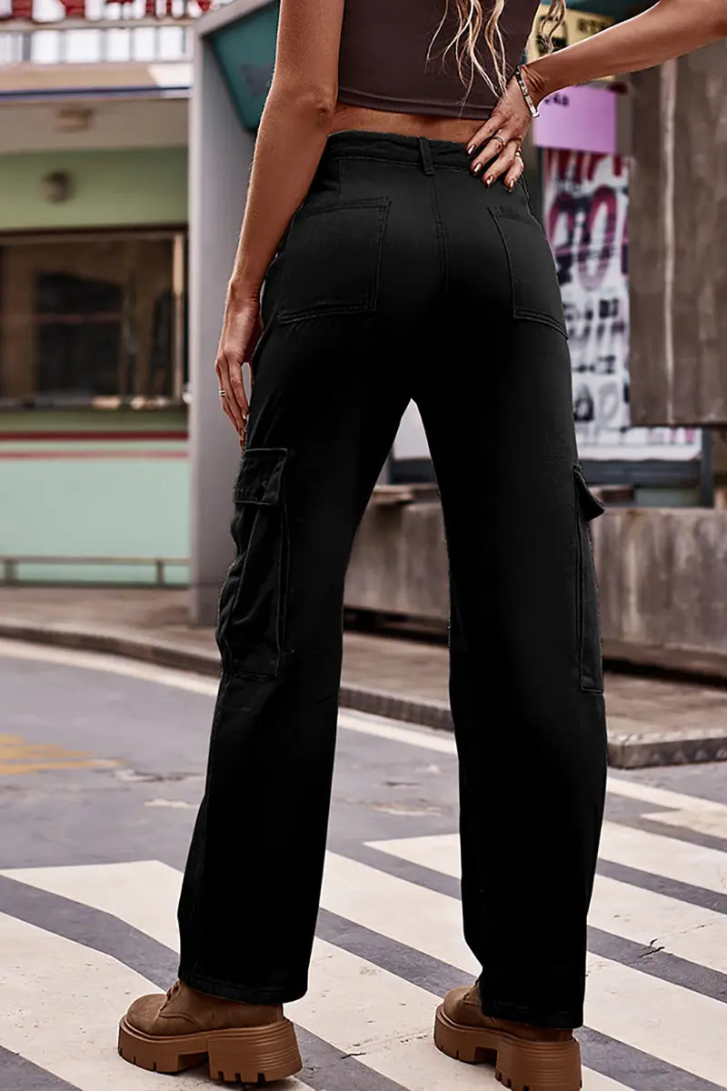 Well Tailored Pants with a Graceful Silhouette