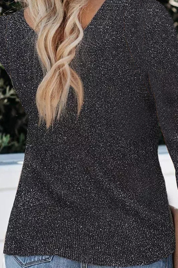 Beautifully Finished Top in a Timeless Design