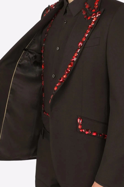 Gracefully Styled Garment for Any Occasion