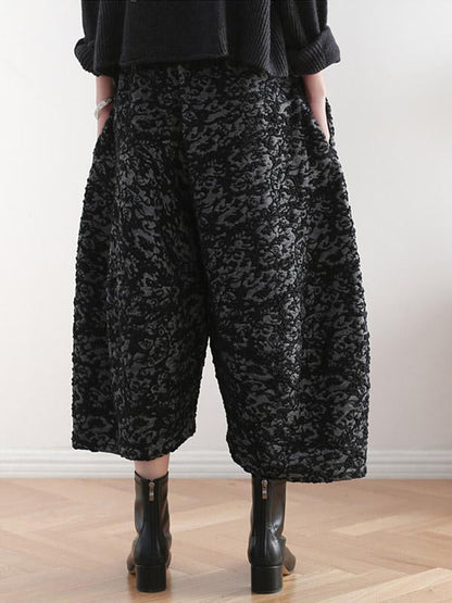 Elegantly Styled Pants for Everyday Wear
