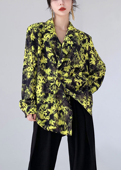 Classic Vintage Shirt with a Flattering Fit