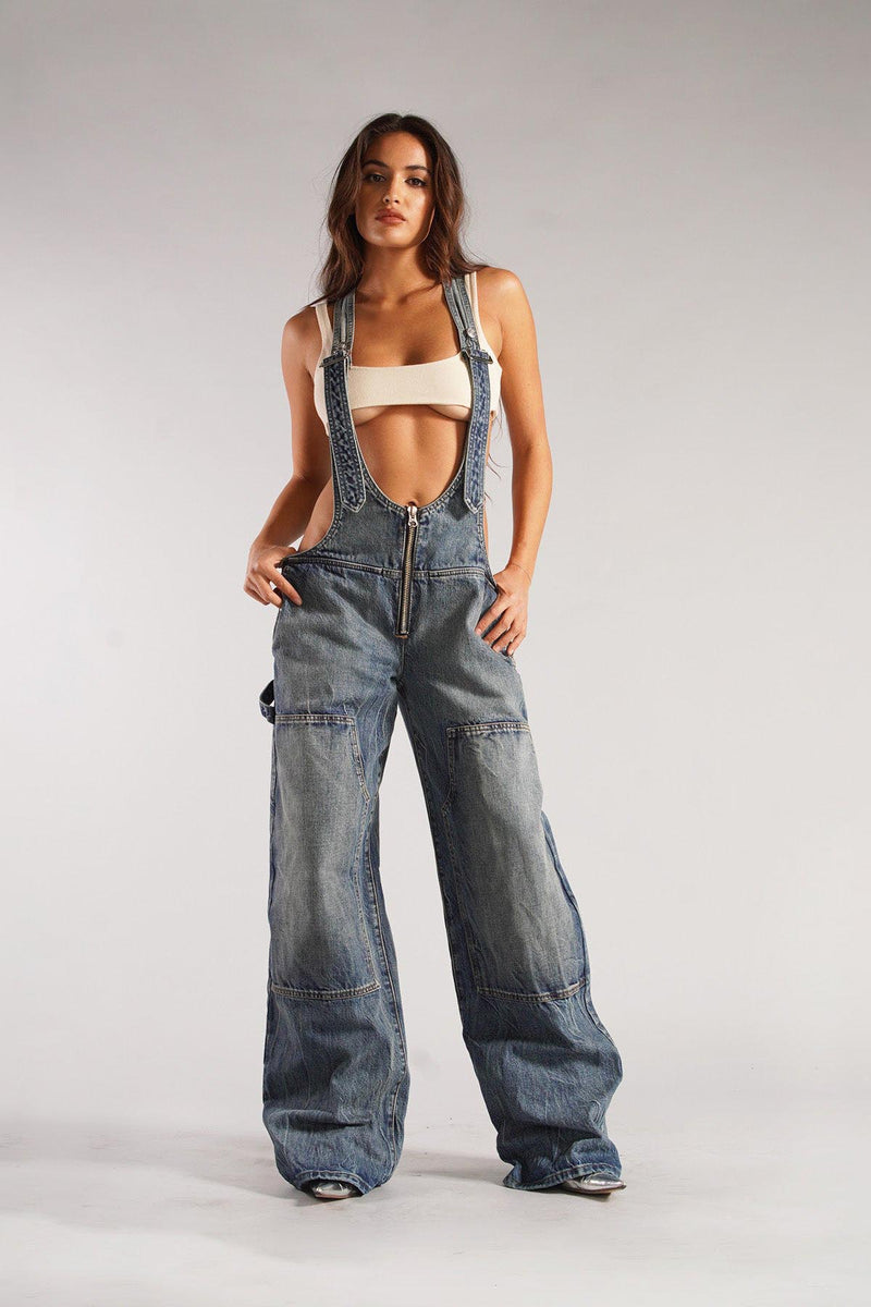 Sophisticated Garment with a Clean Classic Look