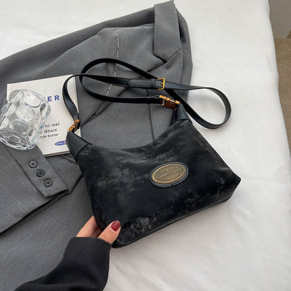 Effortlessly Elegant Bag with a Timeless Design