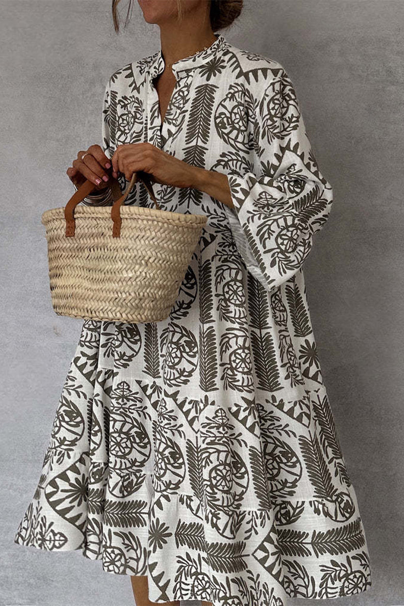 Effortlessly Elegant Dress with a Timeless Design