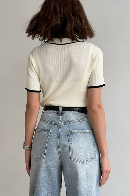 Well Tailored Top with a Graceful Silhouette