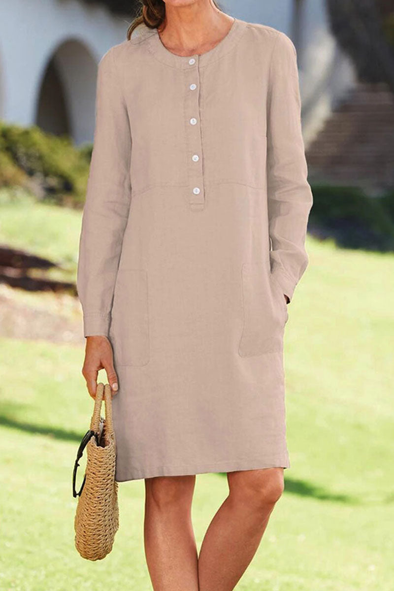 Effortlessly Elegant Dress with a Timeless Design