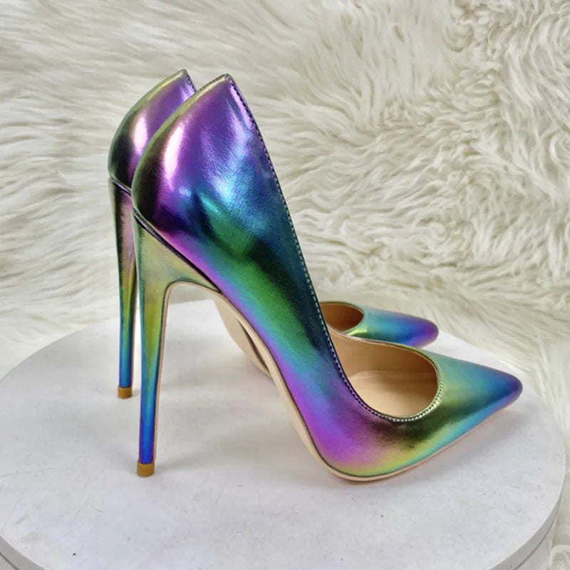 Effortlessly Elegant Shoes with a Timeless Design