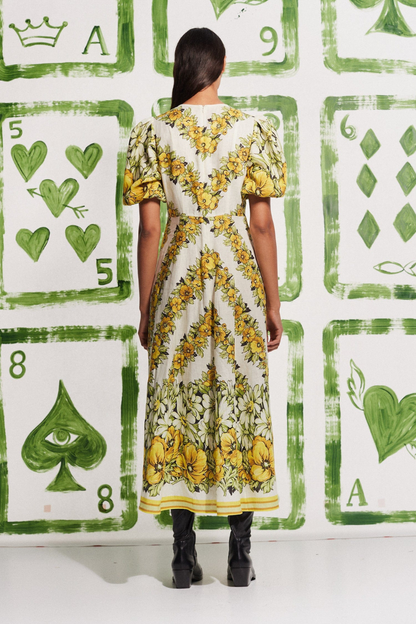 Beautifully Crafted Dress in a Classic Style