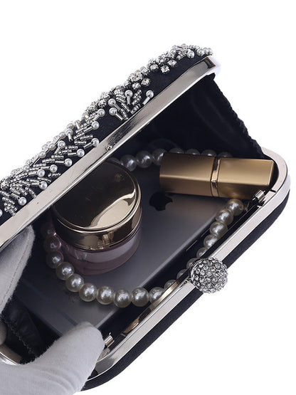 Beautifully Crafted Bag in a Classic Style