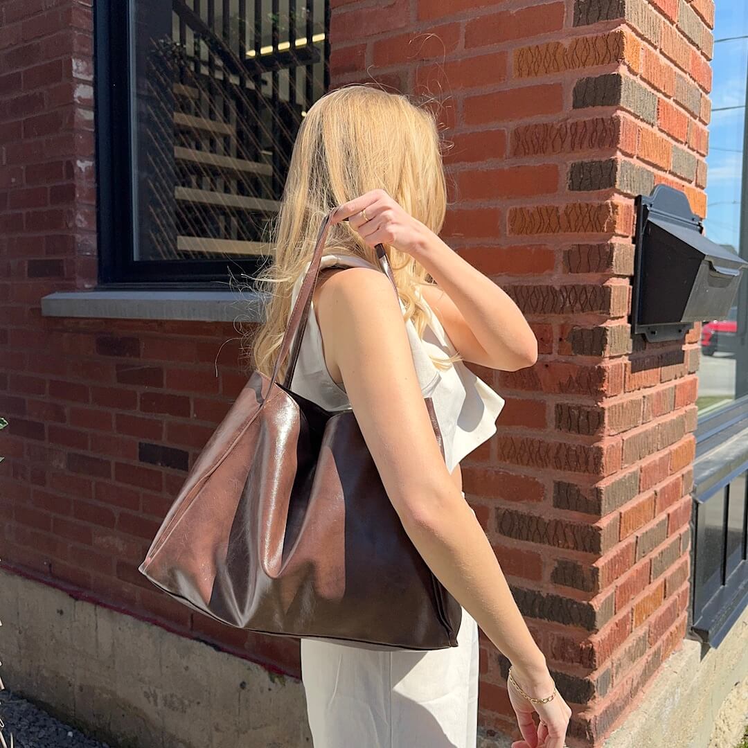 Effortlessly Elegant Bag with a Timeless Design