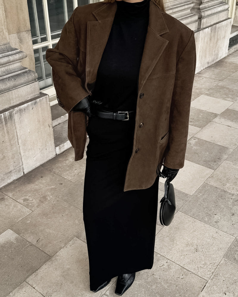Effortlessly Elegant Jacket with a Timeless Design
