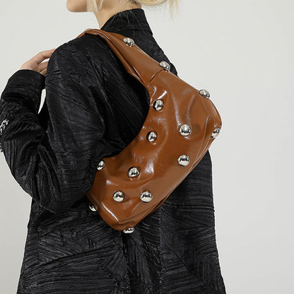 Effortlessly Elegant Bag with a Timeless Design