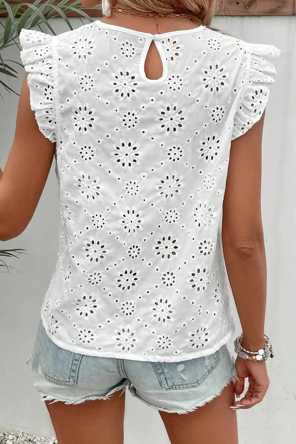 Polished Blouse with an Effortless Classic Look