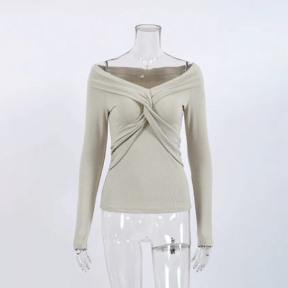 Classic Vintage Sweater with a Flattering Fit