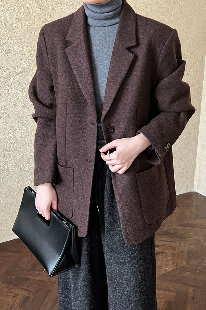 Gracefully Styled Garment for Any Occasion