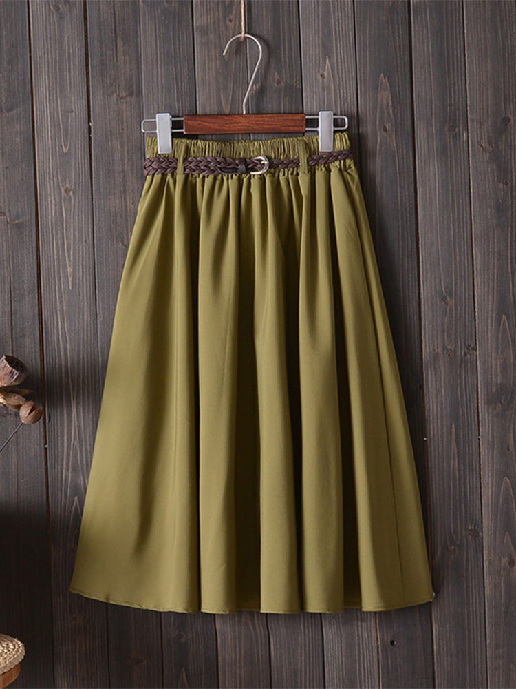 Sophisticated Garment with a Clean Classic Look