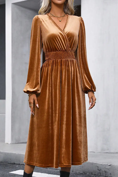 Sophisticated Dress with a Clean Classic Look