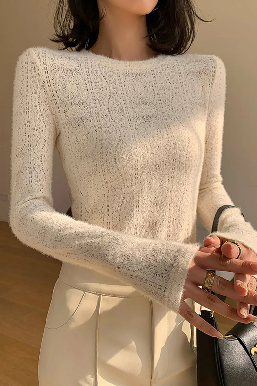 Effortlessly Elegant Top with a Timeless Design