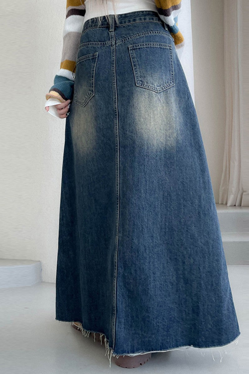 Well Tailored Garment with a Graceful Silhouette
