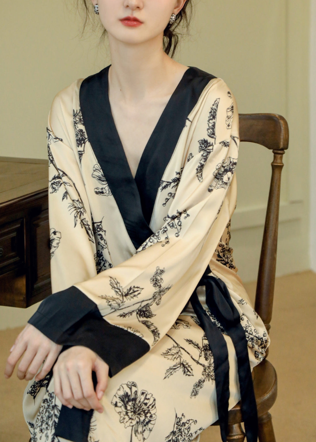 Well Tailored Garment with a Graceful Silhouette