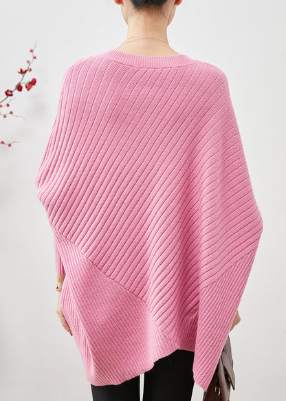 Well Tailored Top with a Graceful Silhouette