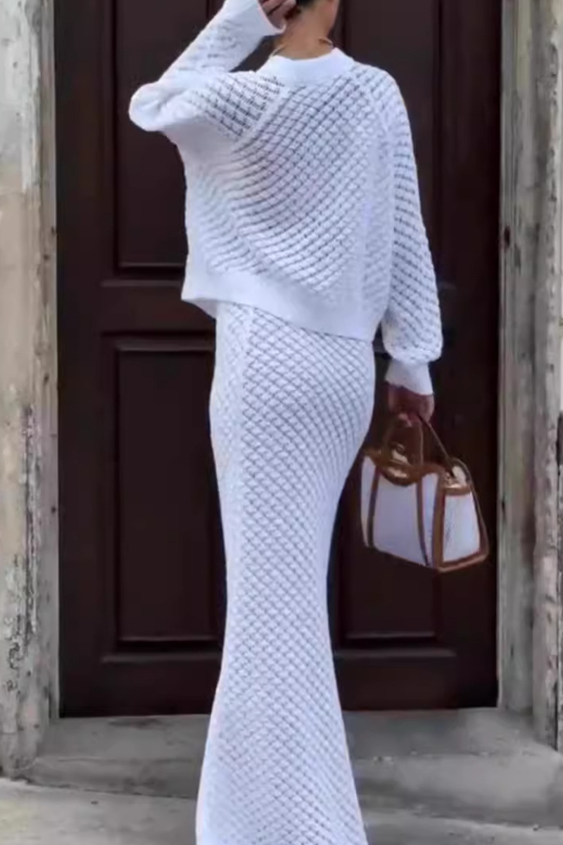 Gracefully Styled Garment for Any Occasion