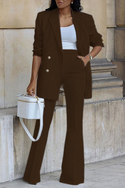 Sophisticated Garment with a Clean Classic Look