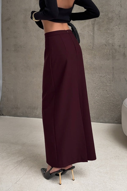 Beautifully Finished Garment in a Timeless Design