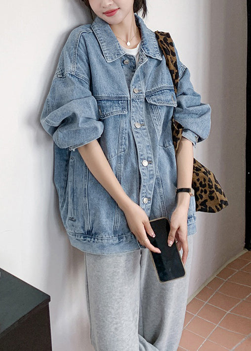 Effortlessly Elegant Coat with a Timeless Design