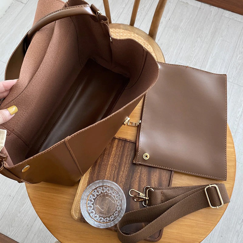 Sophisticated Bag with a Clean Classic Look
