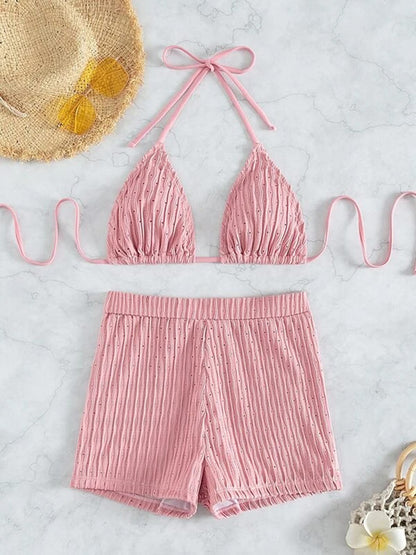 Effortlessly Elegant Bikini with a Timeless Design