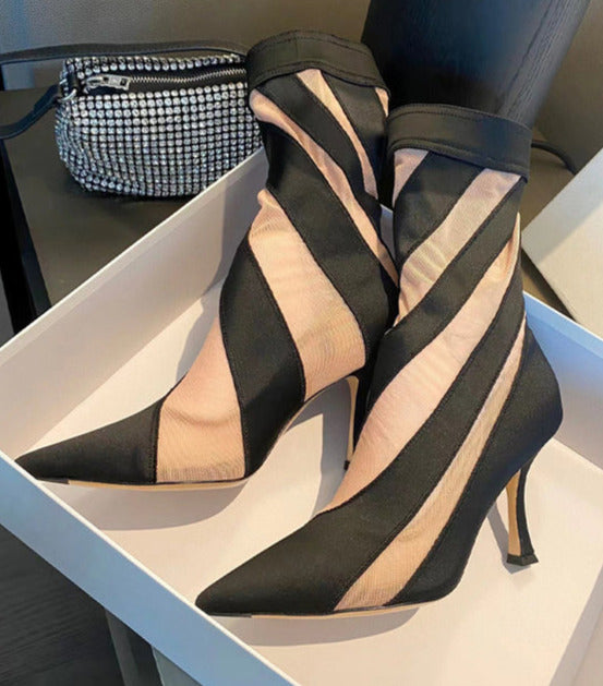 Polished Heels with an Effortless Classic Look