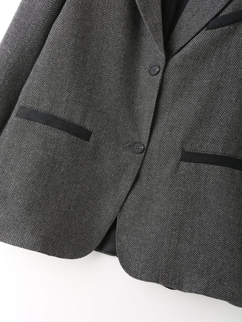 Classic Vintage Garment with a Flattering Fit
